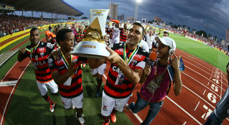  Centro-Oeste não só comemorou o acesso do Atlético Goianiense como ainda fez festa pelo título na Série B!