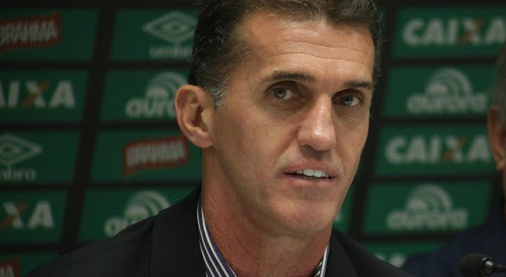  Vágner Mancini terá trabalho dobrado para montar o elenco da Chapecoense na agitada próxima temporada!