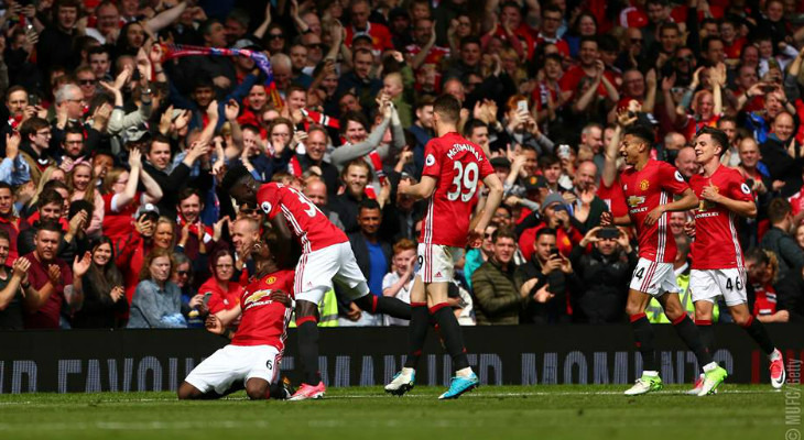  Manchester United decepcionou em campo, mas voltou a ficar com a melhor média de pagantes da Premier League!