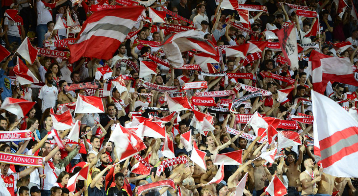  Cidade pequena, estádio acanhado, mas ainda assim campeão Monaco poderia ter tido melhor média de público na Ligue 1!