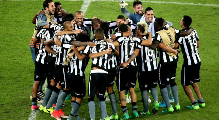  Botafogo é um dos seis clubes brasileiros classificados às oitavas de final da Libertadores!