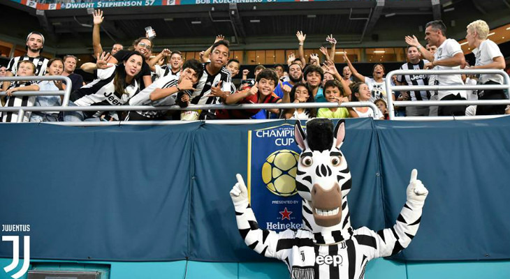  Juventus, pela Lega Serie A, não perde ao lado da sua torcida há duas temporadas!