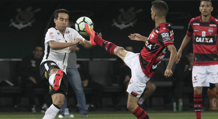  Corinthians, campeão simbólico do turno, ainda está em marcha lenta no returno do Brasileirão!
