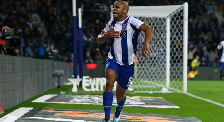 Porto fechou o turno da Primeira Liga invicto, na liderança e com cinco pontos de vantagem sobre o Benfica!