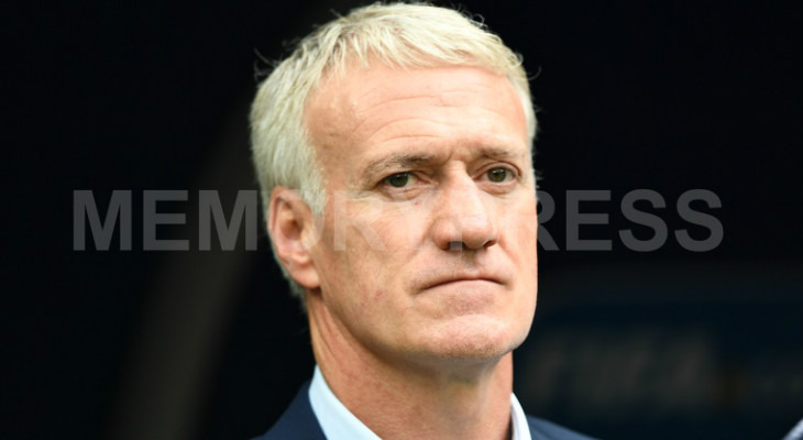 Didier Deschamps fez história ao conquistar seu segundo título da Copa do Mundo pela França!