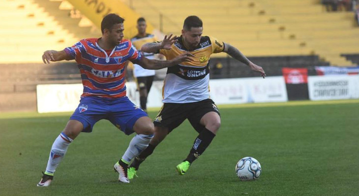  Fortaleza sofreu mais uma derrota no returno e viu sua vantagem ficar ainda menor na Série B!