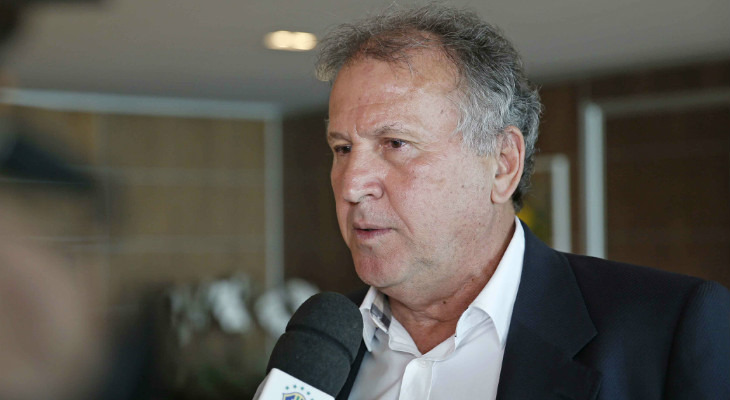  Zico e grande parte da torcida do Brasil não esquecem aquele pênalti perdido na Copa do Mundo de 1986!