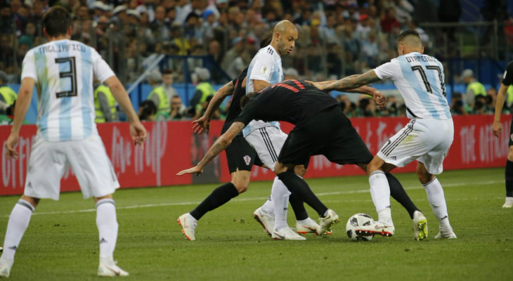  Argentina tem o maior número de amarelos e também no total de cartões em Copas do Mundo!