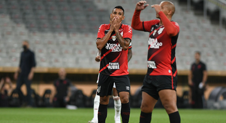  Athletico Paranaense não conseguiu seguir adiante na briga pelo bi da Copa do Brasil!