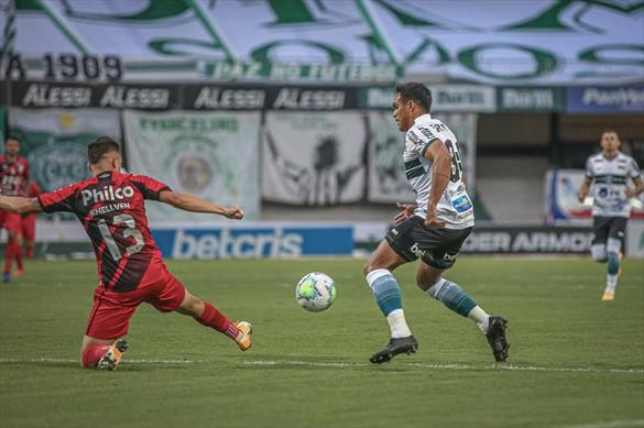  Coritiba segue sem vitória no returno mesmo após dez jogos no Brasileirão!