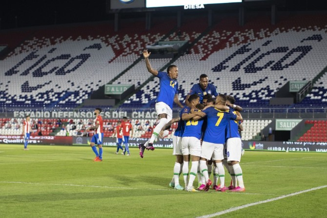  Brasil venceu o Paraguai e se manteve na liderança com 100% na Eliminatória Sul-americana!