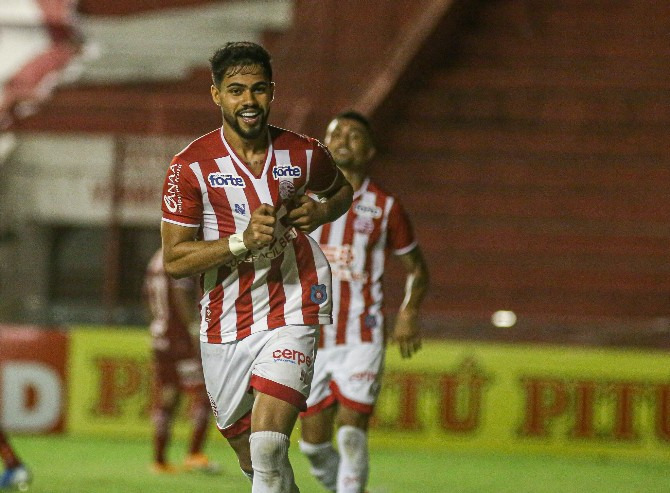 Náutico superou o Vila Nova e se manteve com aproveitamento de 100% na Série B!