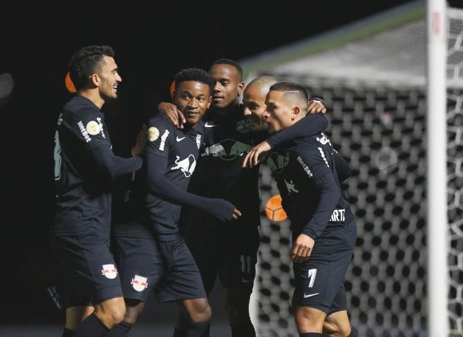  Bragantino emendou três vitórias seguidas e se manteve invicto no Brasileirão!