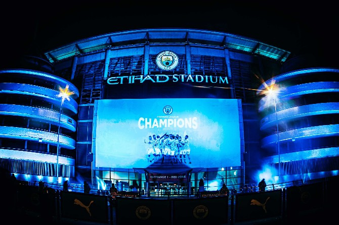  Manchester City foi campeão da última edição da Premier League e, agora, estreará em Londres ante o Tottenham!
