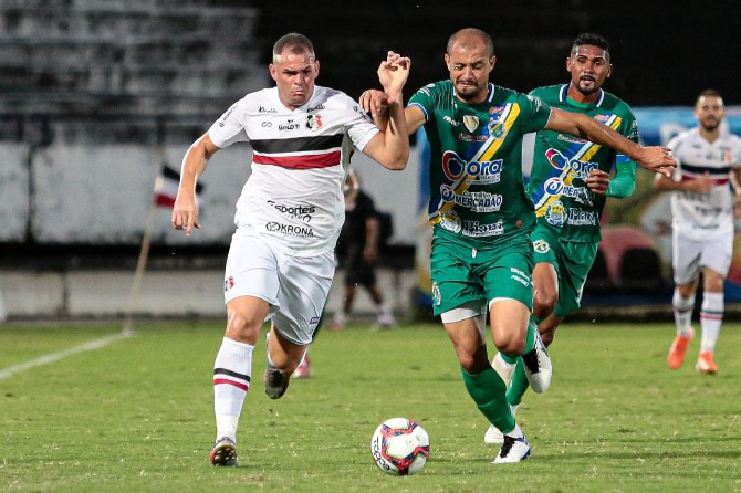  Na lanterna, Santa Cruz tem situação delicada na luta contra o rebaixamento na Série C!