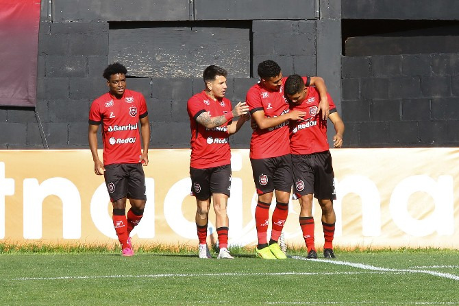  Brasil superou o Operário e, mesmo na lanterna, ainda sonha em escapar do rebaixamento na Série B!