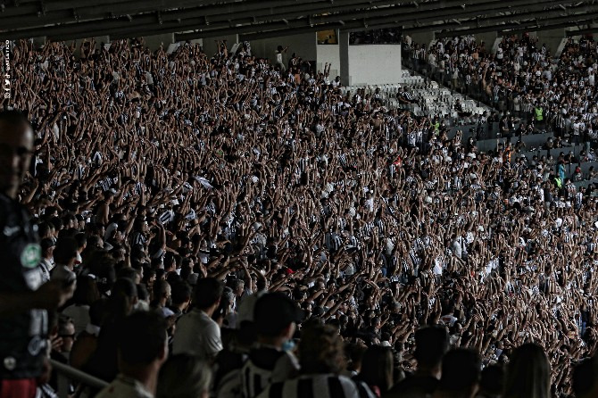  Torcida fez sua parte e garantiu ao Atlético Mineiro arrecadação superior a R$ 20 milhões no Brasileirão!