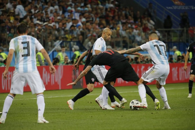  Mascherano já recebeu sete cartões em Copas do Mundo, sendo dois no Mundial de 2018!