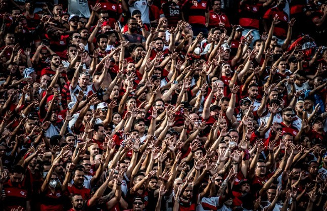  Flamengo, com média de quase 57 mil pagantes no Brasileirão, supera boa parte dos clubes europeus!
