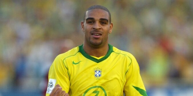  Adriano Imperador fez um dos gols da vitória do Brasil no único encontro contra Gana em Copas!