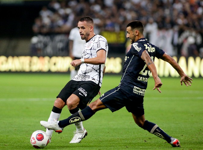  No Paulistão, Corinthians, de Renato Augusto, caiu para o Santos, de Camacho