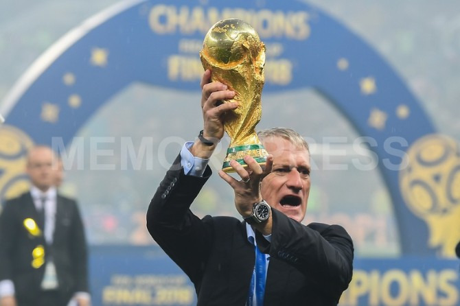  Didier Deschamps fez parte da França, campeã da Copa de 1998 com a defesa menos vazada!