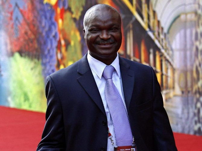  Roger Milla, que atuou a Copa de 1994 aos 42 anos, é o principal goleador de Camarões!