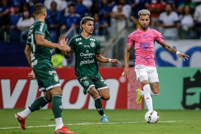  Cruzeiro perdeu as duas partidas para o Guarani