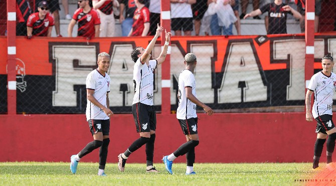  Athletico Paranaense obteve o placar mais elástico entre os clubes do Brasileirão!