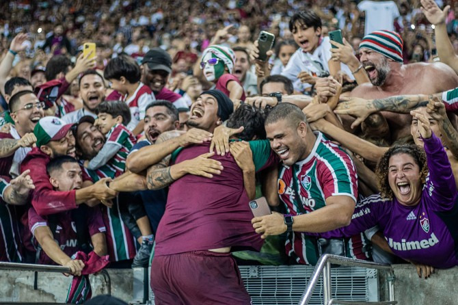  Maracanã lotou e Cariocão desbancou Paulistão nas arquibancadas!