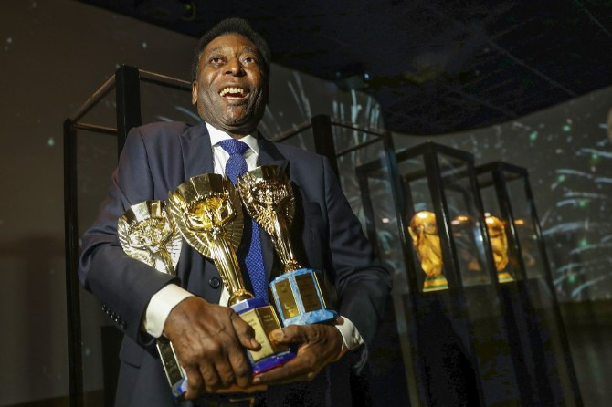  Eterno Rei do futebol, Pelé já fez história no Brasileirão!