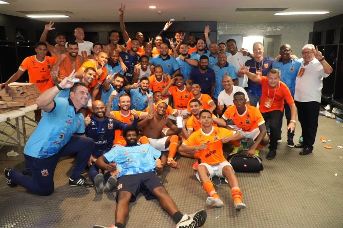  Nova Iguaçu surpreendeu o Vasco e, agora, pegará o Flamengo na final do Cariocão!