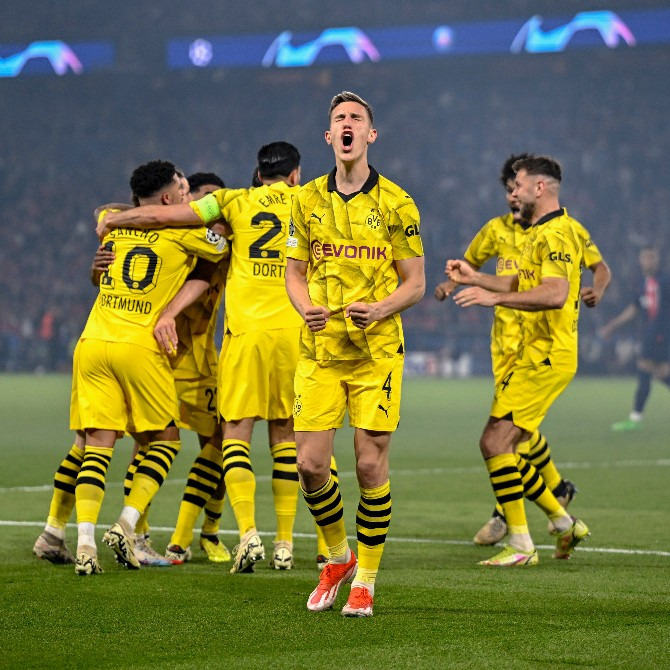  Borussia Dortmund estava fra da final da UEFA Champions League há 11 anos!