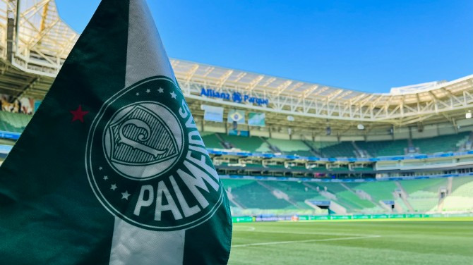  Como mandante pelo Brasileirão, Palmeiras está invicto há seis jogos contra o Corinthians!