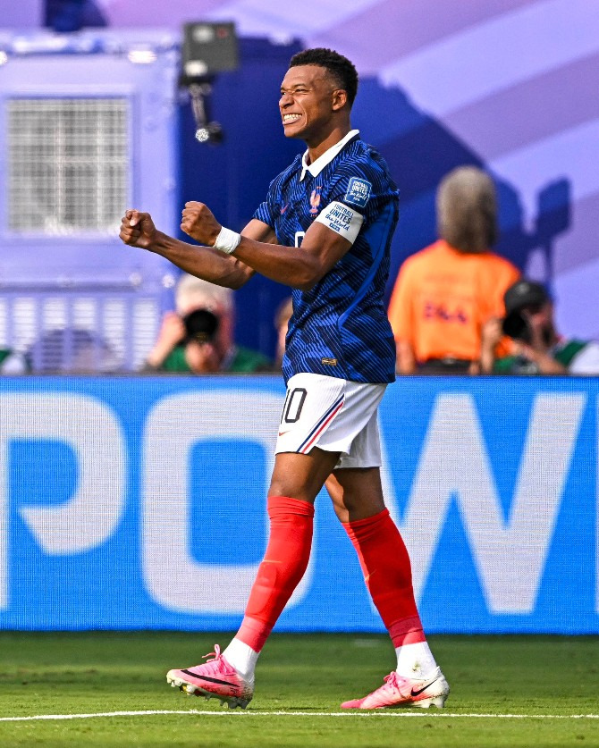  Mbappé corre atrás de Messi na artilharia da Copa 2026 e na lista geral do torneio!