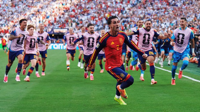  Espanha desbancou a Argentina e voltou a conquistar a Copa do Mundo após 16 anos!