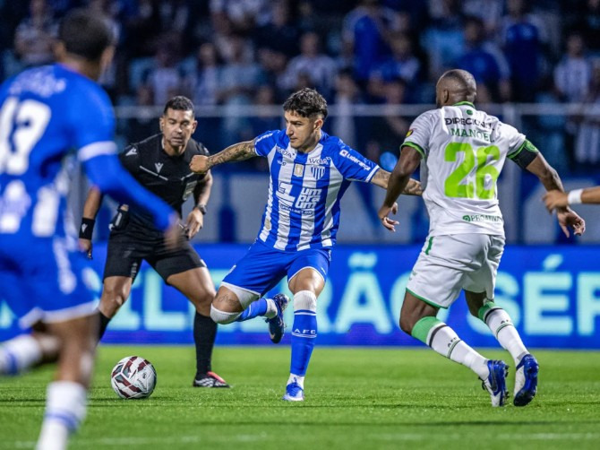  América Mineiro levou a virada do Avaí e perdeu mais uma na Série B!