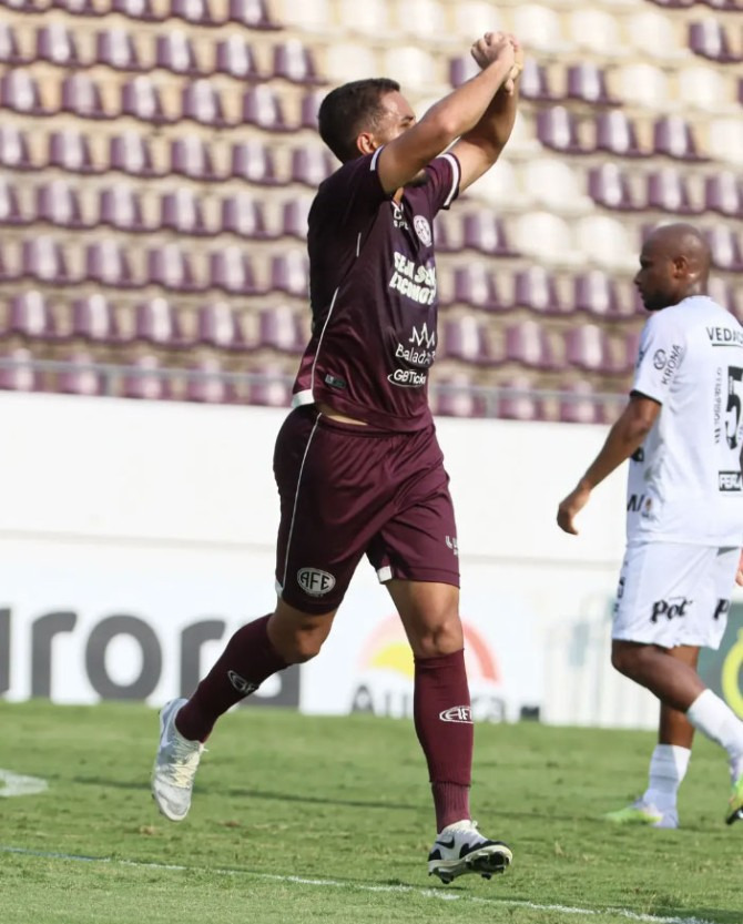  Ferroviária garantiu o acesso e ainda jogará a final da Série C!